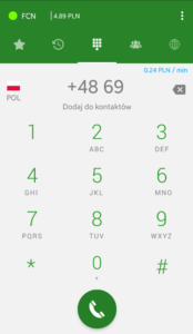 Ekran aplikacji Telefon FCN: klawiatura z saldem i informacją o cenie minuty rozmowy